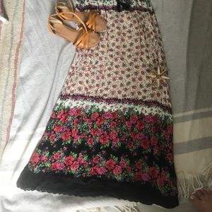 🌺🌸Floral Strapless Forever 21 Maxi Dress 🌸🌺